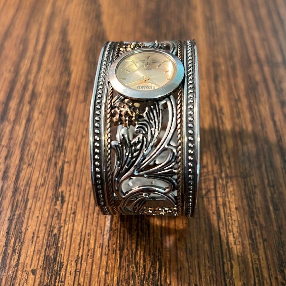Kessaris ladies/women’s cuff bracelet watch; Silver gold floral leaf design. - Picture 3 of 5